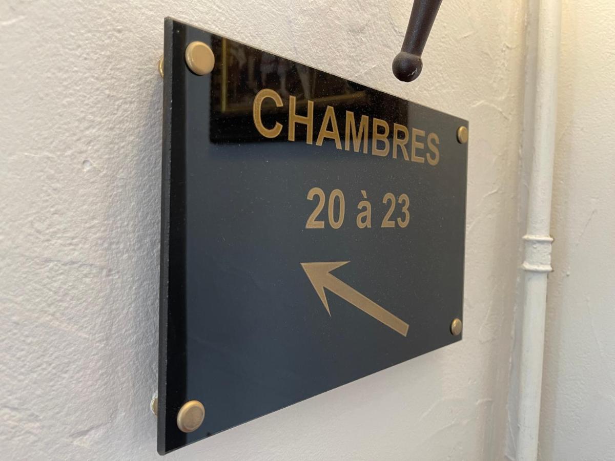 La Tablee Medievale Civrieux-dʼAzergues Exterior foto
